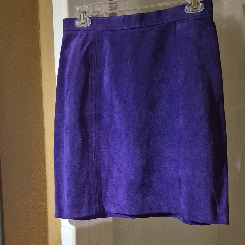 Elegant Purple Suede Skirt